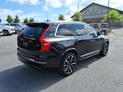 2023 Volvo XC90 B6 Plus 7-Seater