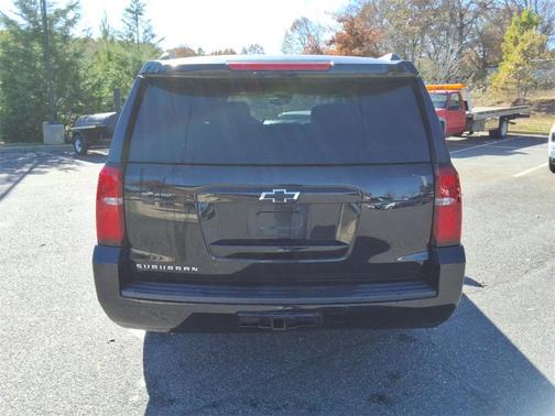 2016 Chevrolet Suburban LT