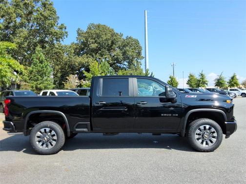 2026 Chevrolet Silverado 2500 Custom