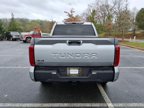 2024 Toyota Tundra Hybrid Platinum