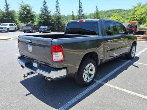 Granite Crystal Metallic Clearcoat 2019 RAM 1500 Big Horn