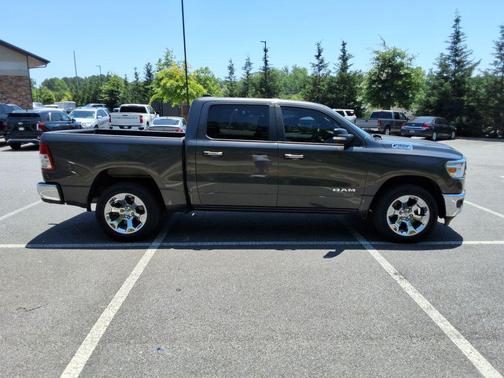 Granite Crystal Metallic Clearcoat 2019 RAM 1500 Big Horn