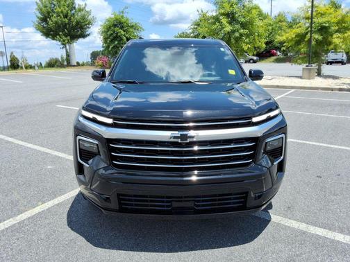 Mosaic Black Metallic 2025 Chevrolet Traverse High Country