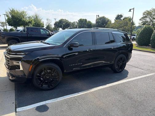 Mosaic Black Metallic 2025 Chevrolet Traverse High Country