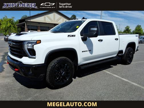 Summit White 2026 Chevrolet Silverado 2500 LT