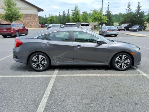 Modern Steel Metallic 2017 Honda Civic EX-L