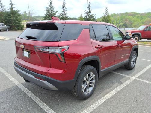 Radiant Red Tintcoat 2026 Chevrolet Equinox 1LT