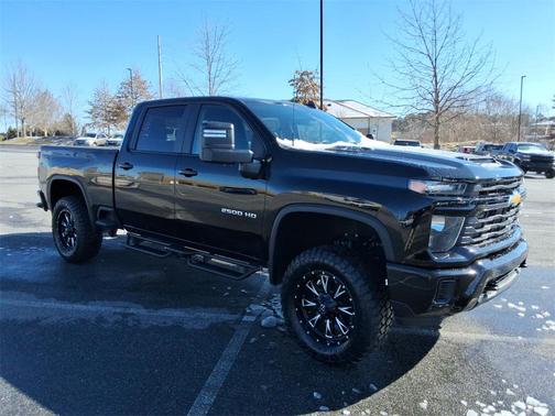 2025 Chevrolet Silverado 2500 Custom