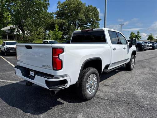 2025 Chevrolet Silverado 3500 High Country