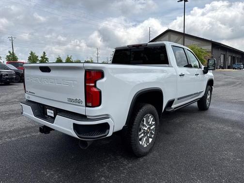 2025 Chevrolet Silverado 3500 High Country