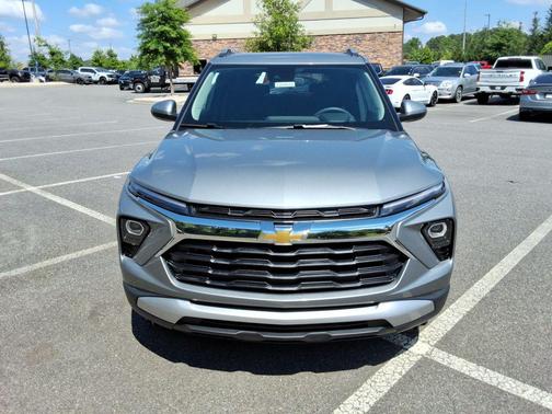 Sterling Gray Metallic 2026 Chevrolet Trailblazer LT