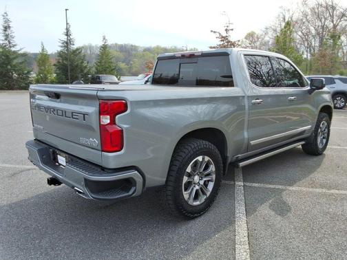 Sterling Gray Metallic 2023 Chevrolet Silverado 1500 High Country