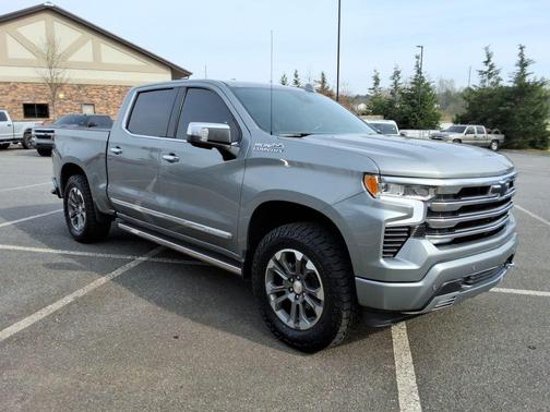 Sterling Gray Metallic 2023 Chevrolet Silverado 1500 High Country