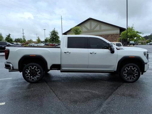 2024 GMC Sierra 2500 Denali