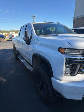 Summit White 2021 Chevrolet Silverado 2500 High Country