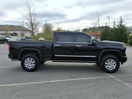 Black 2024 Chevrolet Silverado 3500 High Country