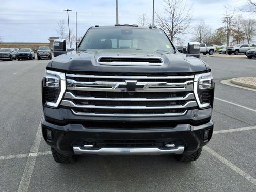 Black 2024 Chevrolet Silverado 3500 High Country