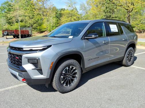 Sterling Gray Metallic 2026 Chevrolet Traverse Z71