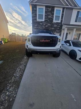 2022 GMC Sierra 1500 SLT