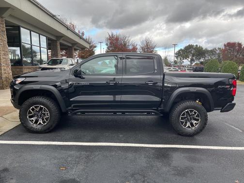 2024 Chevrolet Colorado ZR2