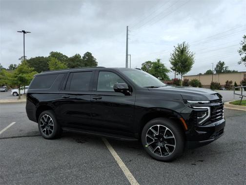 2025 Chevrolet Suburban RST