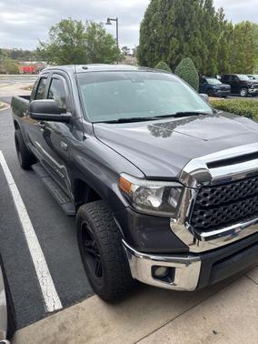Gray 2019 Toyota Tundra SR5