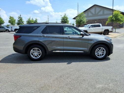 Carbonized Gray Metallic 2025 Ford Explorer Active