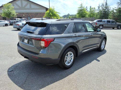 Carbonized Gray Metallic 2025 Ford Explorer Active