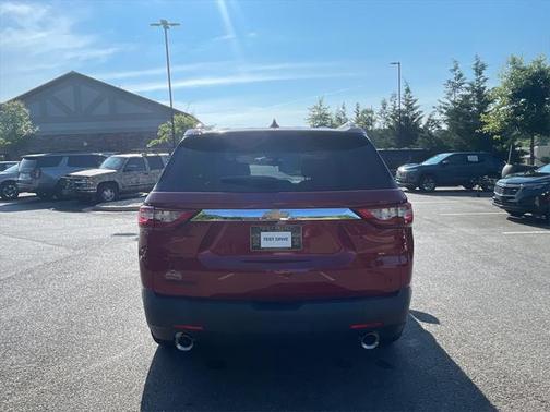 2018 Chevrolet Traverse LT Cloth