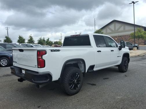 2026 Chevrolet Silverado 2500 LT