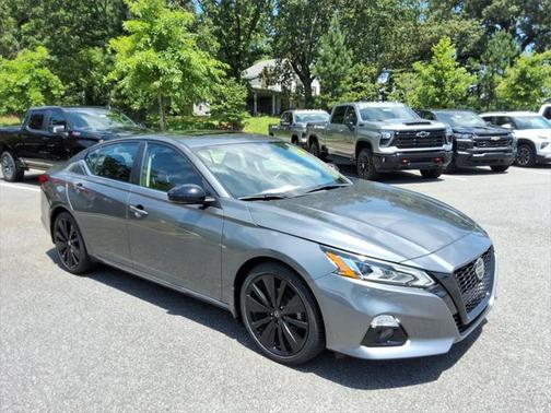 2022 Nissan Altima 2.5 SR