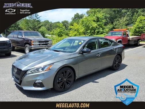 2022 Nissan Altima 2.5 SR