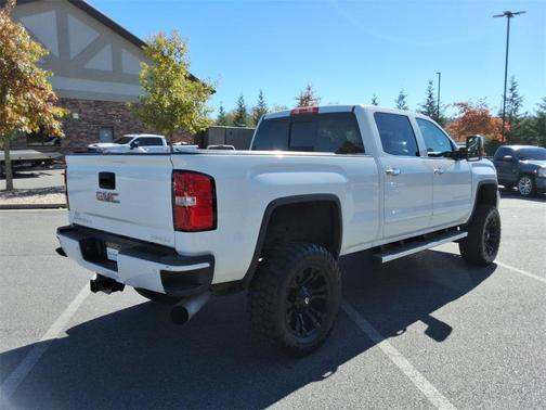 2015 GMC Sierra 2500 Denali