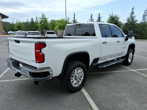 Summit White 2024 Chevrolet Silverado 2500 LTZ
