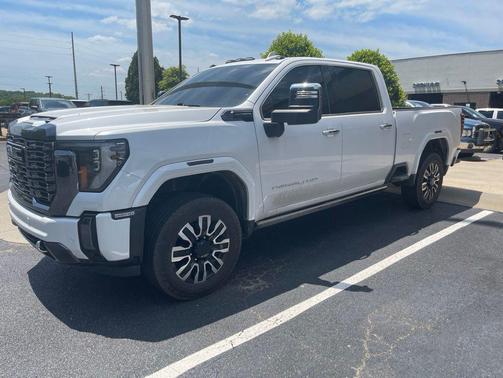 White Frost Tricoat 2024 GMC Sierra 2500 Denali Ultimate