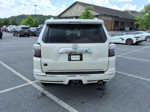 Super White 2015 Toyota 4Runner Limited