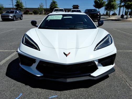 Arctic White 2026 Chevrolet Corvette Stingray w/2LT
