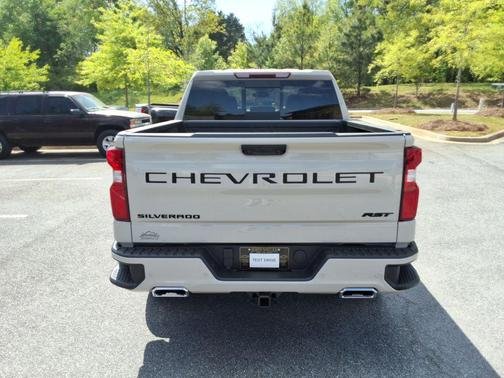 White Sands 2026 Chevrolet Silverado 1500 RST