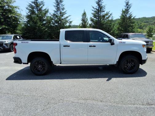 Summit White 2024 Chevrolet Silverado 1500 LT Trail Boss