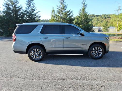 Sterling Gray Metallic 2023 Chevrolet Tahoe LS