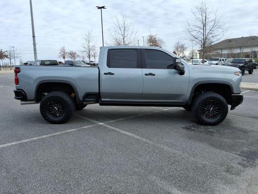 2024 Chevrolet Silverado 2500 ZR2