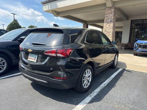 Mosaic Black Metallic 2023 Chevrolet Equinox 1LT