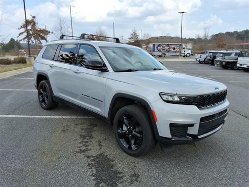 2022 Jeep Grand Cherokee L Altitude