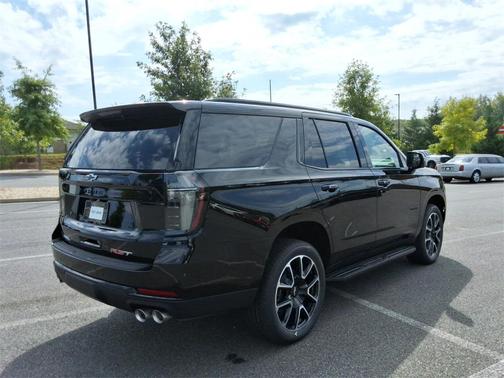 2025 Chevrolet Tahoe RST