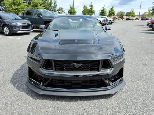 2024 Ford Mustang Dark Horse