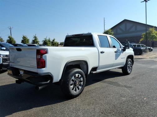 2026 Chevrolet Silverado 2500 Custom