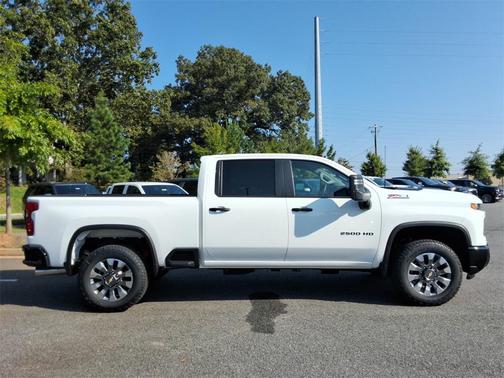 2026 Chevrolet Silverado 2500 Custom