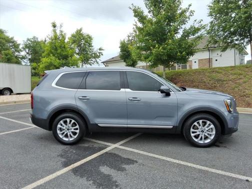 2022 Kia Telluride LX