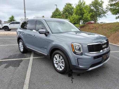 2022 Kia Telluride LX
