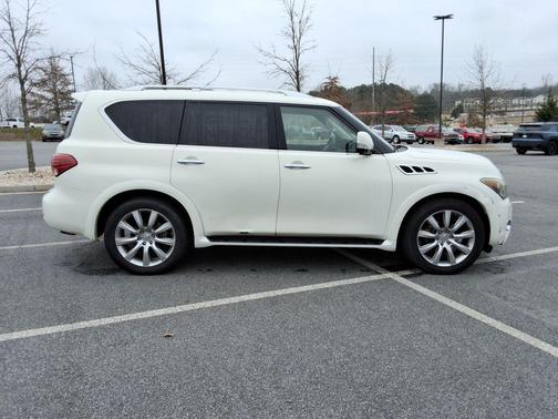 2012 INFINITI QX56 Base